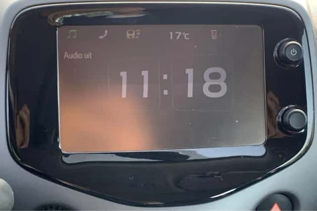 Toyota Aygo (2019) thumbnail 17