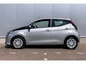Toyota Aygo (2019) thumbnail 4