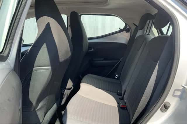 Toyota Aygo (2019) thumbnail 8
