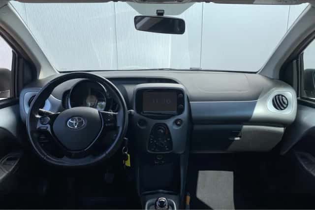 Toyota Aygo (2019) thumbnail 9