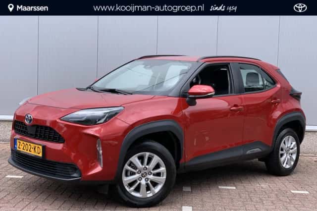 Toyota Yaris Cross (2024) thumbnail 1