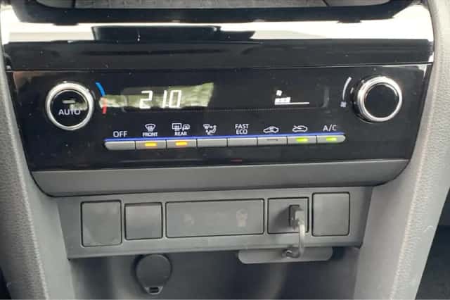Toyota Yaris Cross (2024) thumbnail 19