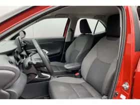 Toyota Yaris Cross (2024) thumbnail 7