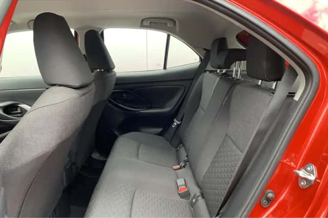 Toyota Yaris Cross (2024) thumbnail 8