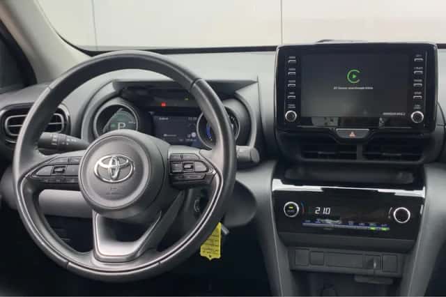 Toyota Yaris Cross (2024) thumbnail 10