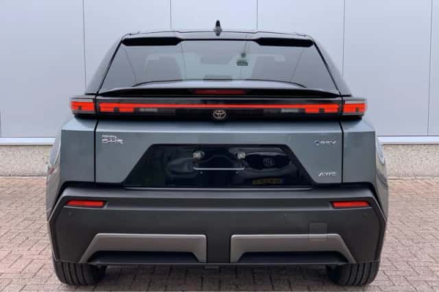 Toyota C-HR+ (2026) thumbnail 5