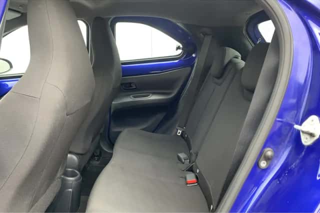 Toyota Aygo (2024) thumbnail 7
