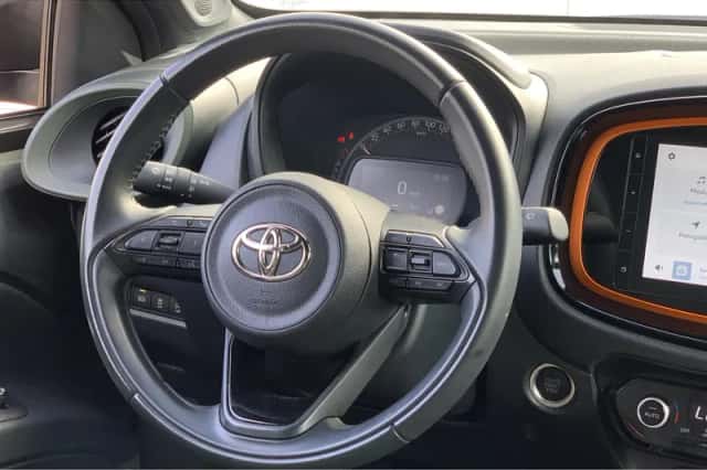 Toyota Aygo (2022) thumbnail 10