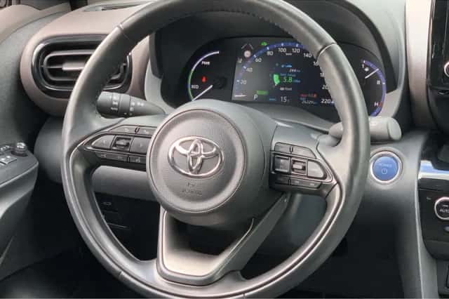 Toyota Yaris Cross (2022) thumbnail 11