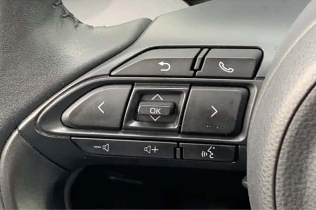 Toyota Yaris Cross (2022) thumbnail 12