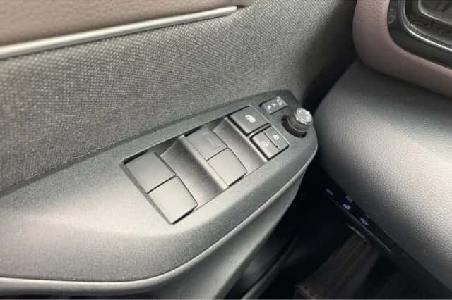 Toyota Yaris Cross (2022) thumbnail 22