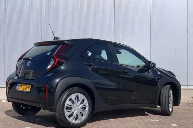Toyota Aygo (2025) thumbnail 2