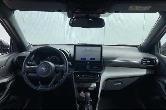 Toyota Yaris Cross (2025) thumbnail 11