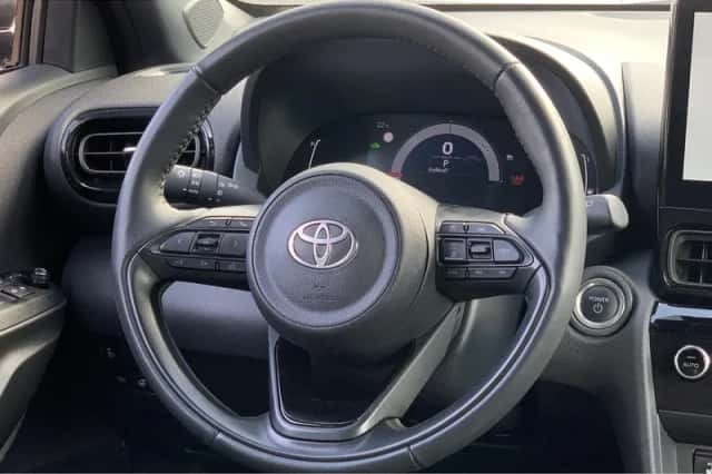 Toyota Yaris Cross (2025) thumbnail 13