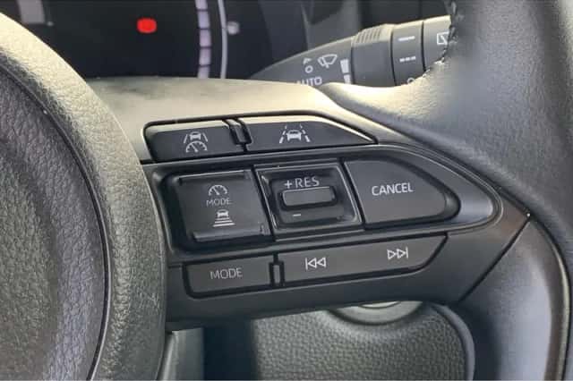 Toyota Yaris Cross (2025) thumbnail 16
