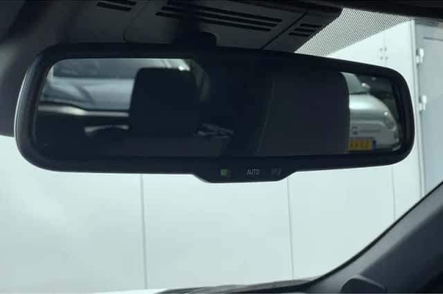 Toyota Yaris Cross (2025) thumbnail 25