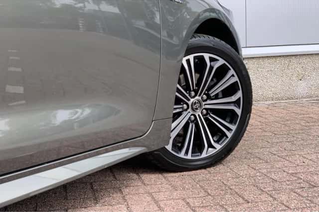 Toyota Corolla (2019) thumbnail 24