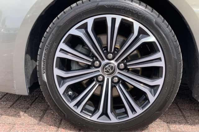 Toyota Corolla (2019) thumbnail 6