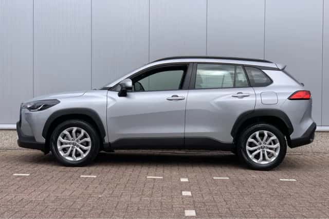 Toyota Corolla (2025) thumbnail 4