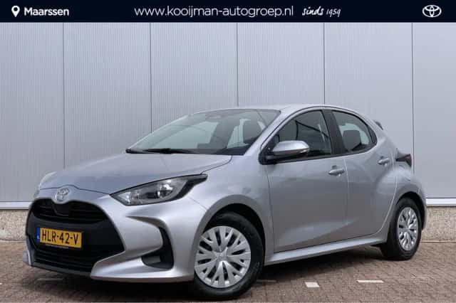 Toyota Yaris (2025) thumbnail 1