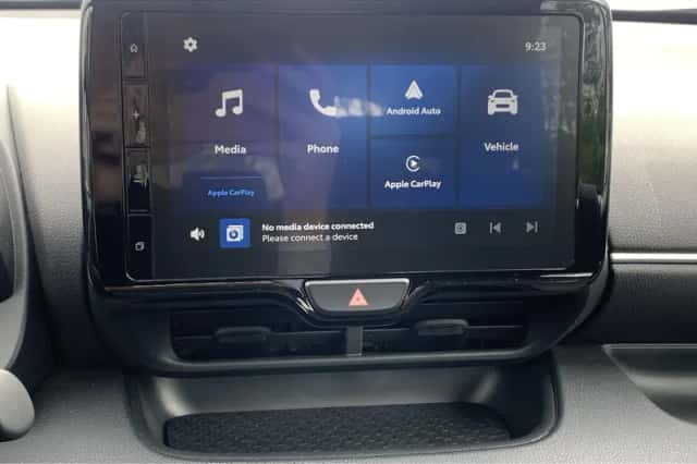 Toyota Yaris (2025) thumbnail 15