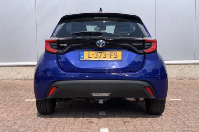 Toyota Yaris (2021) thumbnail 5
