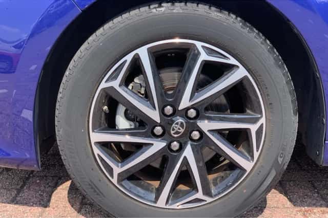 Toyota Yaris (2021) thumbnail 6