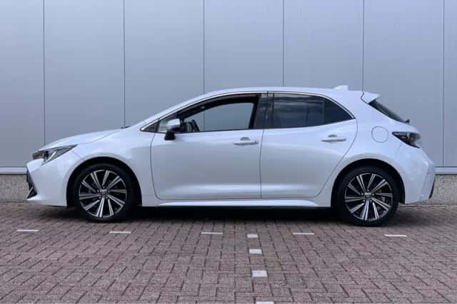 Toyota Corolla (2022) thumbnail 4
