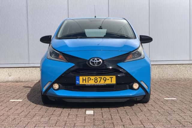 Toyota Aygo (2015) thumbnail 3
