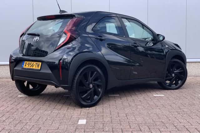 Toyota Aygo (2024) thumbnail 2