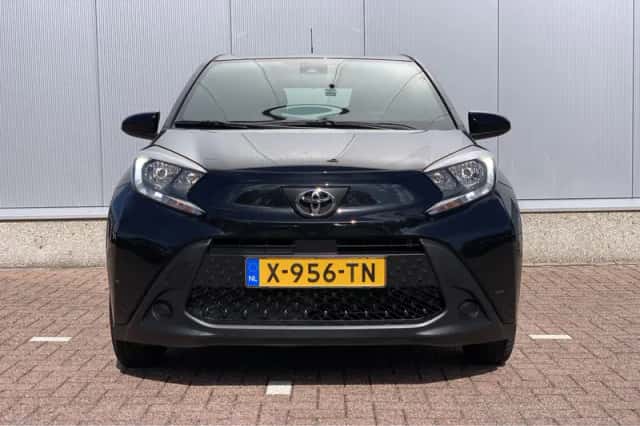 Toyota Aygo (2024) thumbnail 3