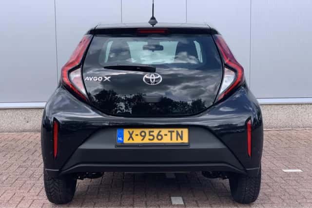 Toyota Aygo (2024) thumbnail 5