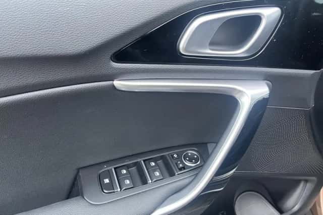 Kia XCeed (2023) thumbnail 15