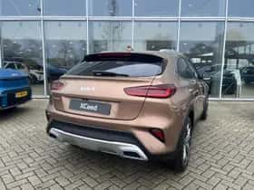 Kia XCeed (2023) thumbnail 3