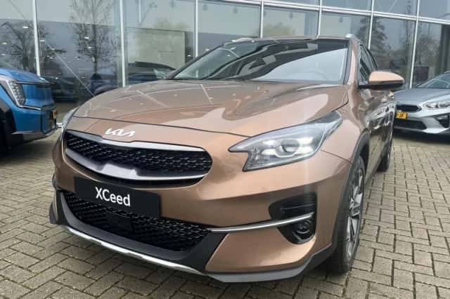 Kia XCeed (2023) thumbnail 4