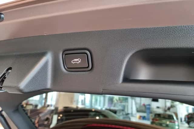 Kia XCeed (2023) thumbnail 10
