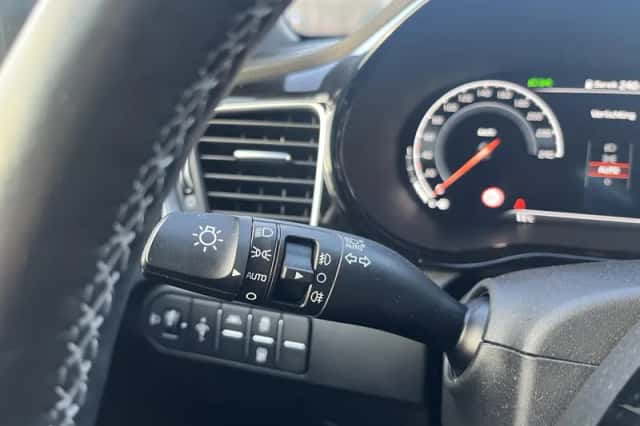 Kia Proceed (2021) thumbnail 10