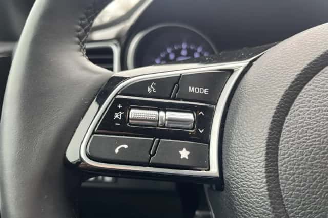 Kia Ceed Sportswagon (2023) thumbnail 16