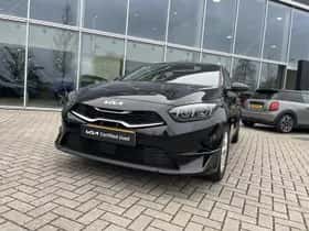 Kia Ceed Sportswagon (2023) thumbnail 4