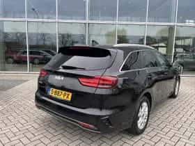 Kia Ceed Sportswagon (2023) thumbnail 5