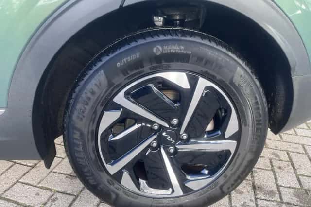 Kia Sportage (2024) thumbnail 4
