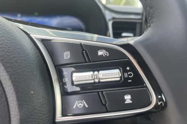 Kia Ceed Sportswagon (2024) thumbnail 13