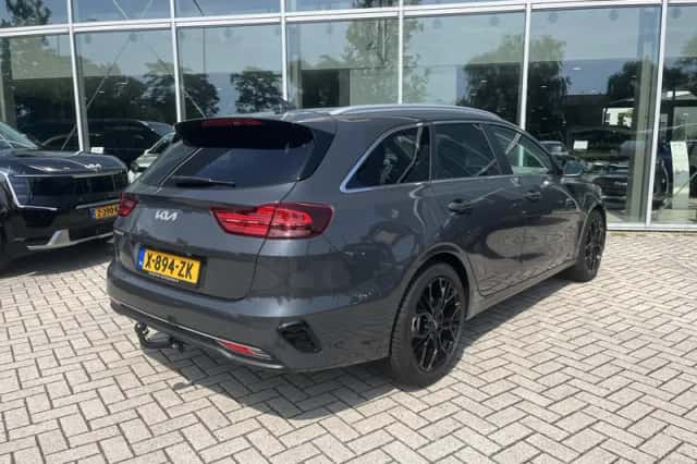 Kia Ceed Sportswagon (2024) thumbnail 3