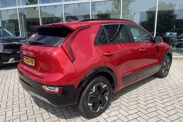 Kia Niro EV (2024) thumbnail 2