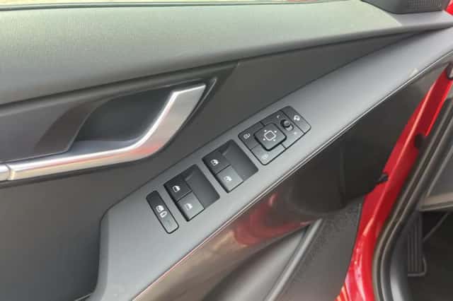 Kia Niro EV (2024) thumbnail 16