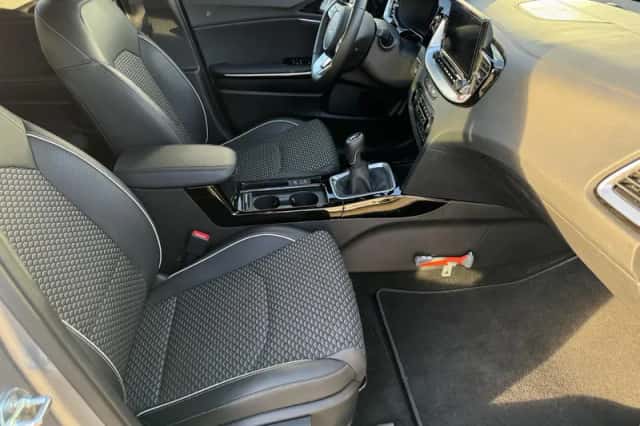 Kia Ceed Sportswagon (2023) thumbnail 11