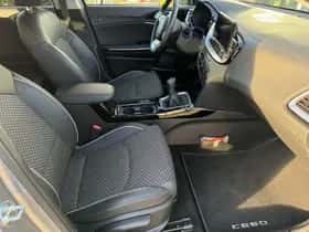 Kia Ceed Sportswagon (2023) thumbnail 11