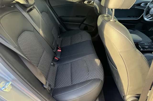 Kia Ceed Sportswagon (2023) thumbnail 12