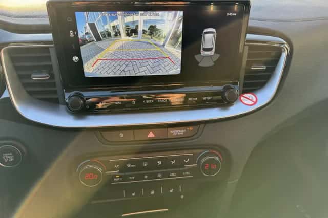 Kia Ceed Sportswagon (2023) thumbnail 21