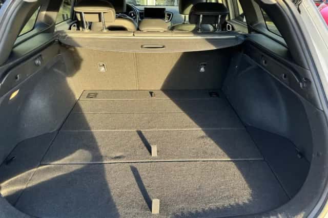 Kia Ceed Sportswagon (2023) thumbnail 8